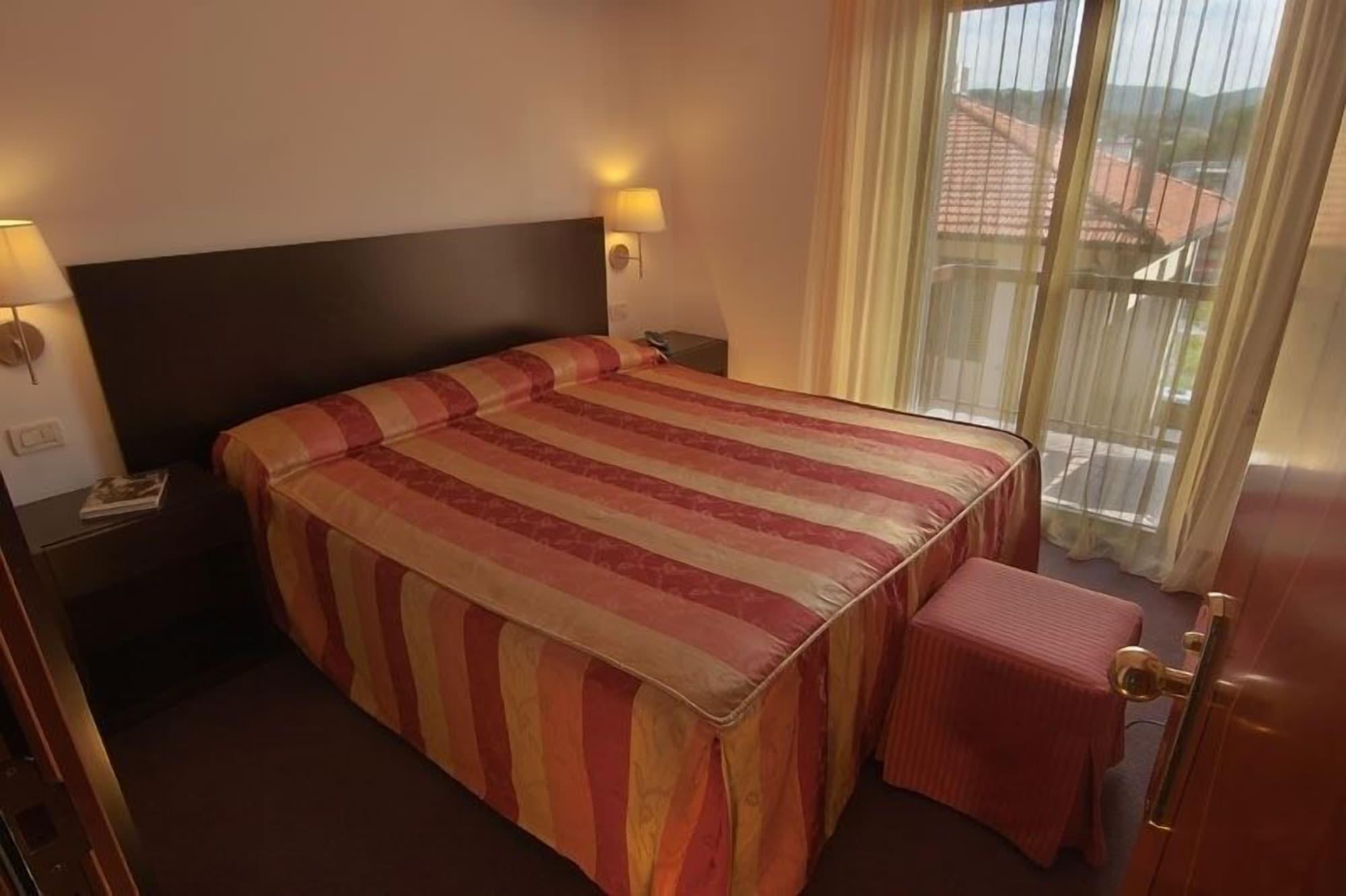 Hotel Arnolfo & Aqua Laetitia Spa & Beauty Montecatini Terme Exterior foto